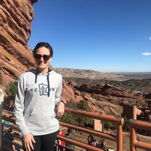 Meet your Posher, Angela